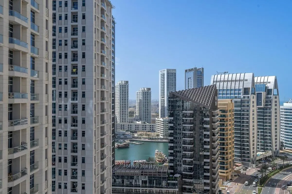 Refined 1Br Retreat In The Point Tower - Marina Apartment Dubai