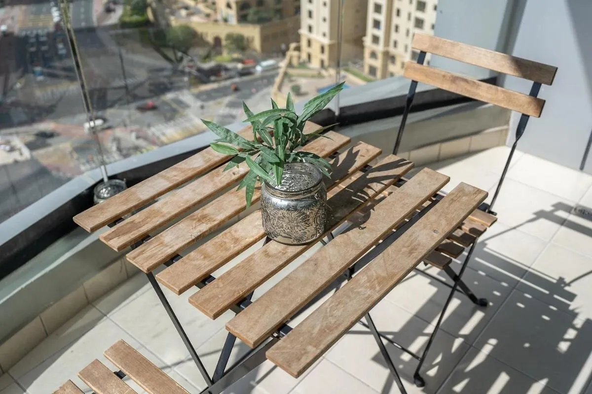Refined 1Br Retreat In The Point Tower - Marina Apartment Dubai