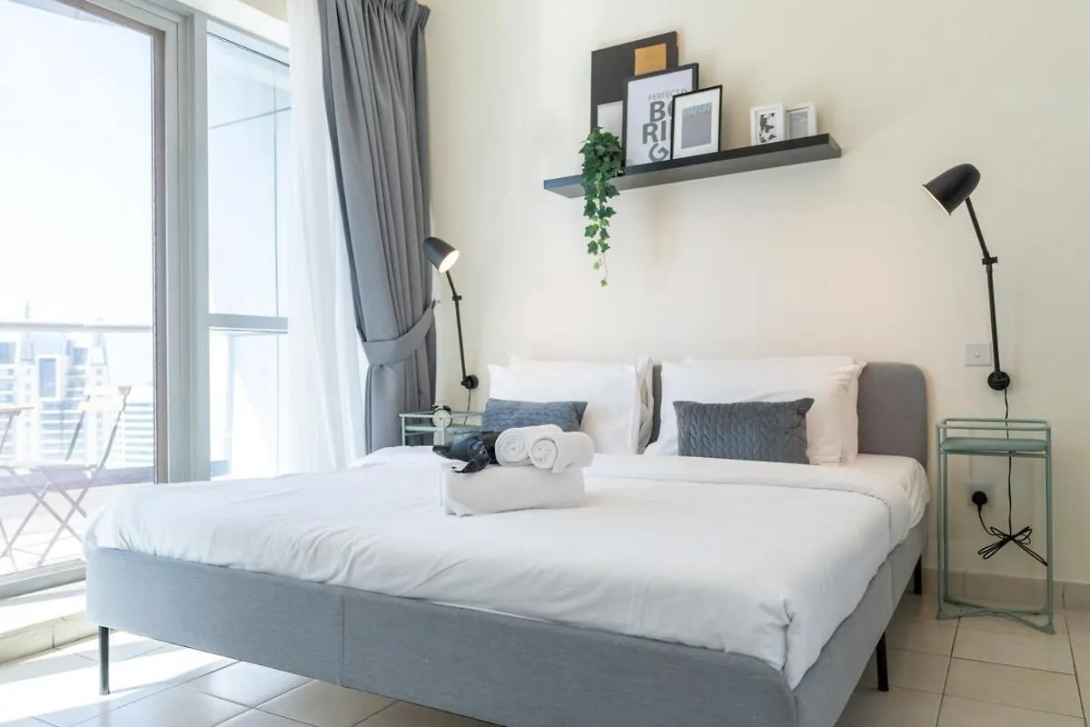 Refined 1Br Retreat In The Point Tower - Marina Apartment Dubai