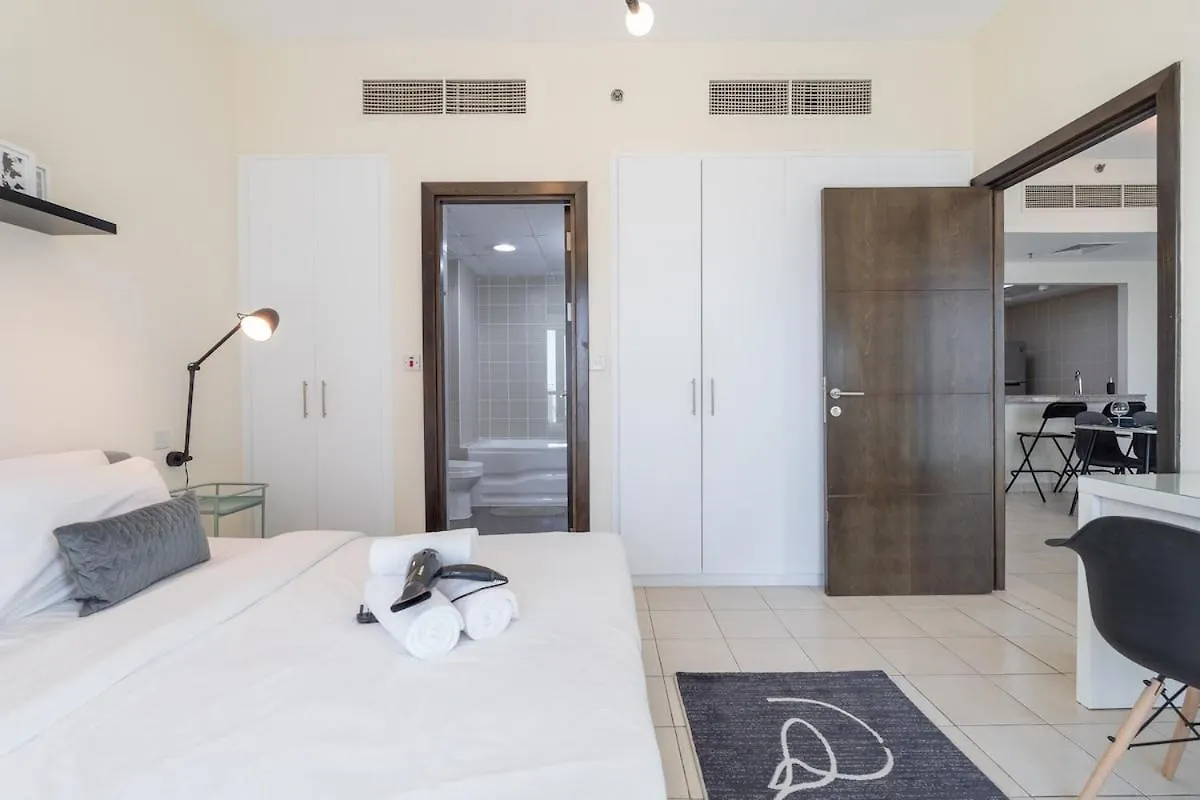 Refined 1Br Retreat In The Point Tower - Marina Apartment Dubai