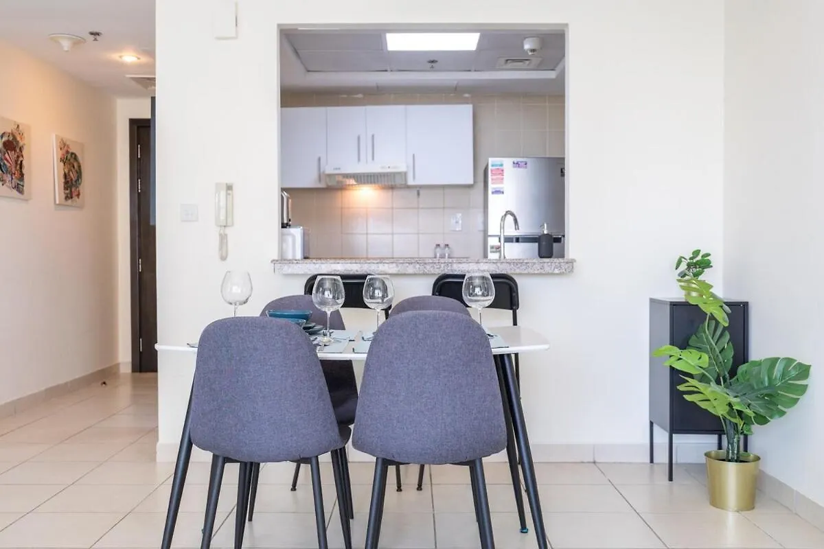 Refined 1Br Retreat In The Point Tower - Marina Apartment Dubai